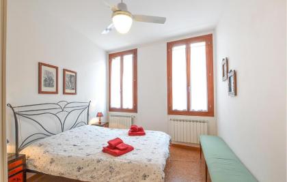 Stunning apartment in Venezia with 2 Bedrooms and WiFi - image 5