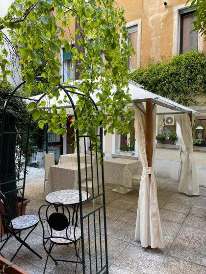 Hotel Apostoli Garden - image 15