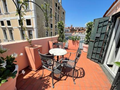 Townhouse con terrazza - image 19