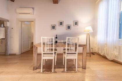 Italian Experience-San Zaccaria Boutique Apartment - image 10