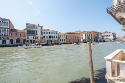 Palace Canal View by Wonderful Italy - image 16