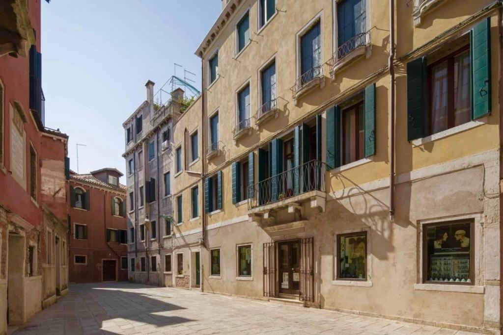 PALAZZO SAN SAMUELE - elegant apartment in San Marco - main image