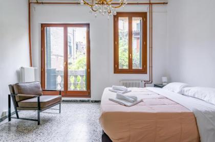 Cannaregio Romantic View Apartment