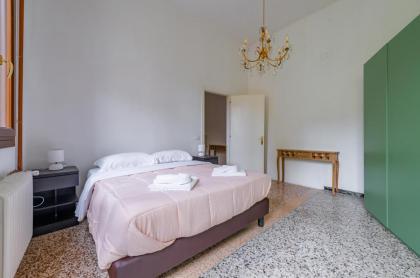 Cannaregio Romantic View Apartment - image 4