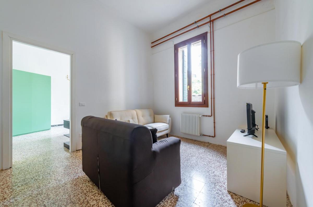 Cannaregio Romantic View Apartment - image 6