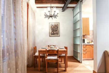 Mela Luxury Venice Apartments - image 9