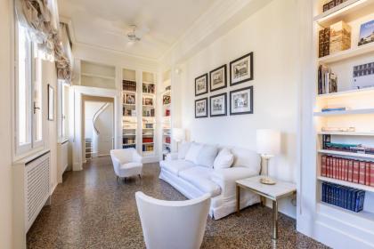 La casa di Hubert De Givenchy - Dimora Italia - image 7