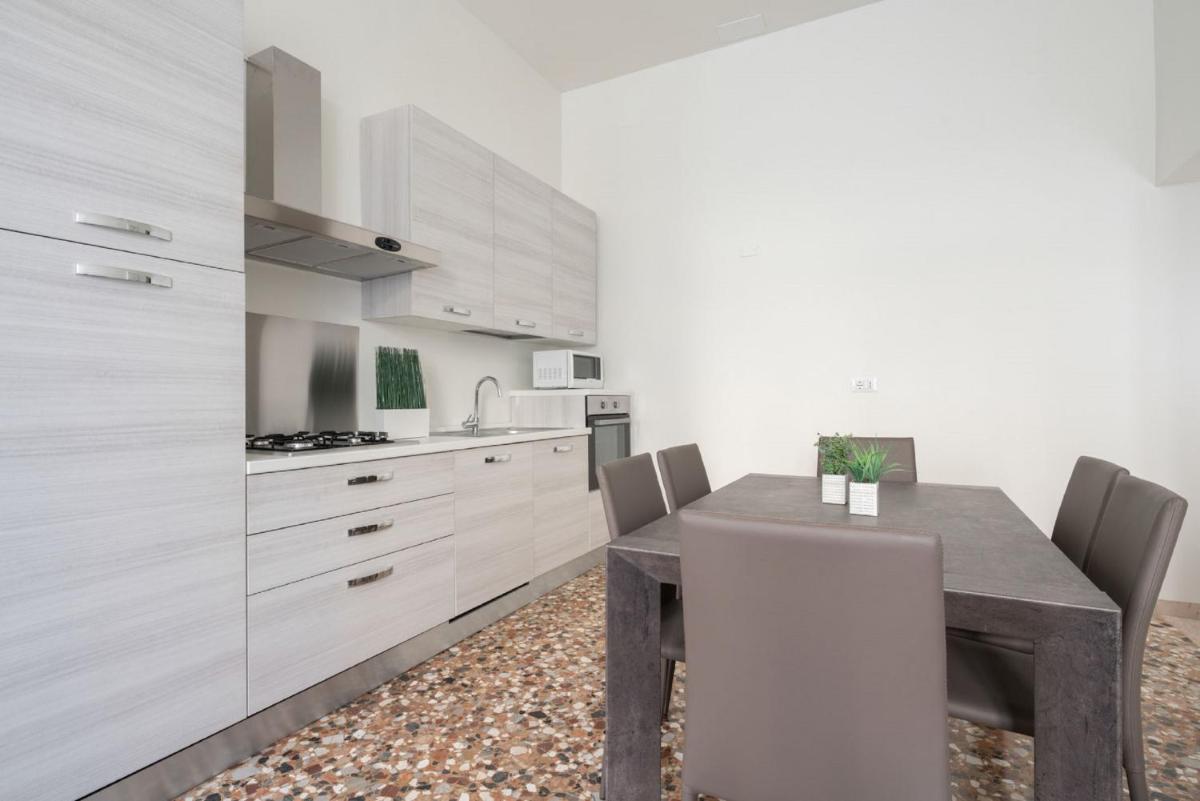 Accademia Charm Apartments by Wonderful Italy - image 7