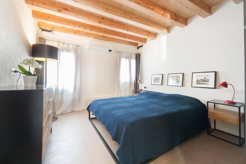 Ca' Ferrando brand new apartment experienced host! - main image